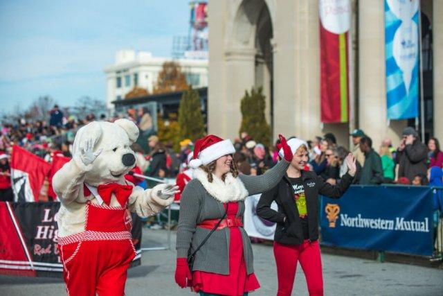 Dominion Christmas Parade 2016